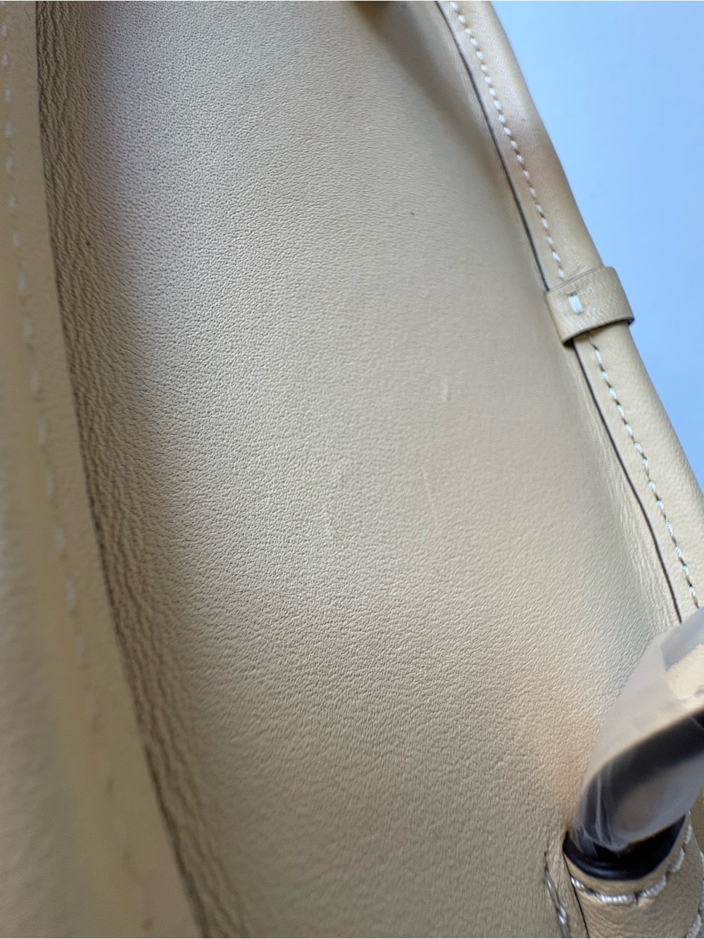 Coach Trail Bag in Vanilla - Picture 11 of 13